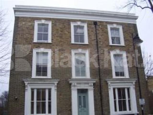 			3 Bedroom, 1 bath, 1 reception Flat			 Oakley Road, ISLINGTON N1